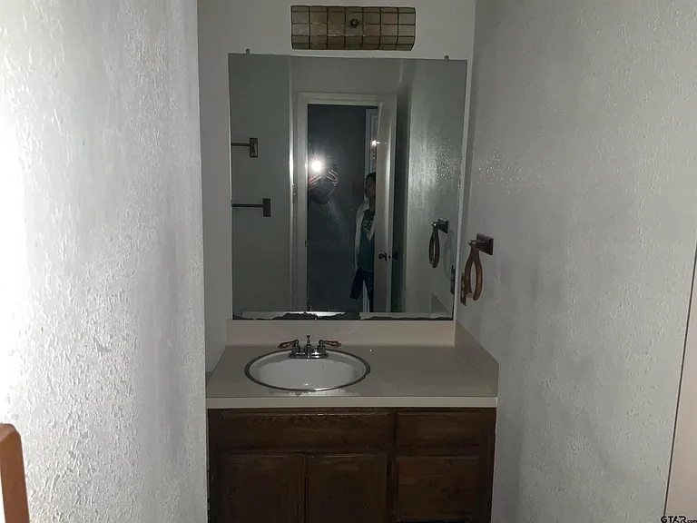 8307 Garrett Dr #8307 — Photo 4