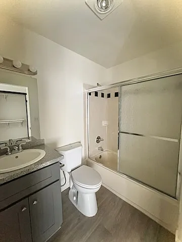 5453 Lemon Grove Ave — Photo 9