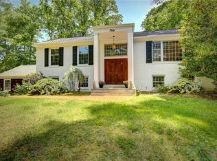 50 Wallace Rd, Middletown, NJ 07748