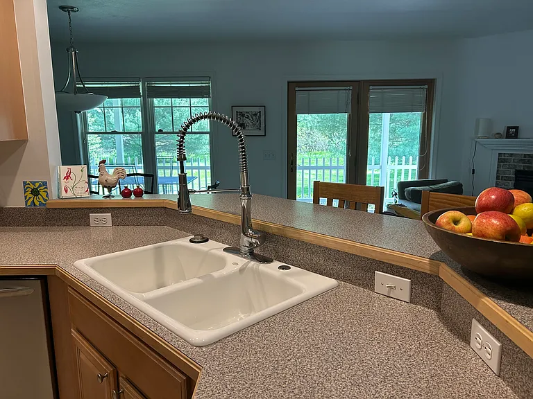 3878 Janice Ln — Photo 3