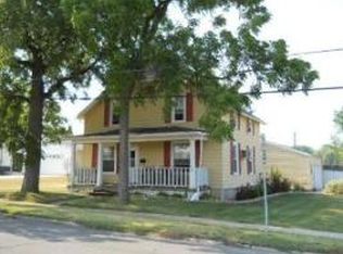 400 12th St, Mendota, IL 61342