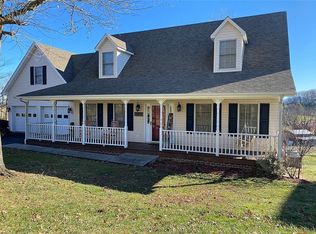 163 Four Apple Ave, Chilhowie, VA 24319