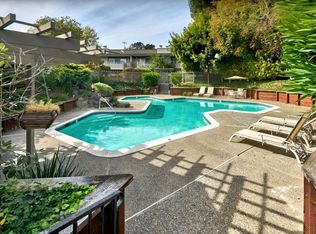 77 Los Altos Sq, Los Altos, CA 94022