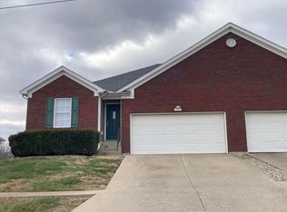 109 Kestrel Ct, Vine Grove, KY 40175