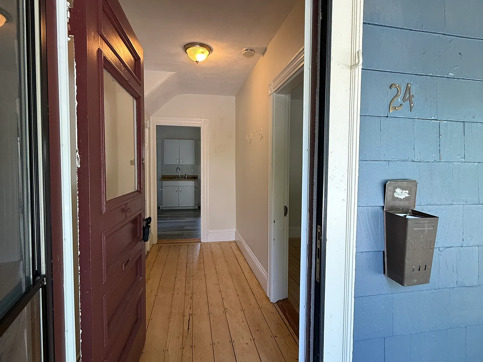 2 bed, 900 sqft, $2,600 — Photo 2