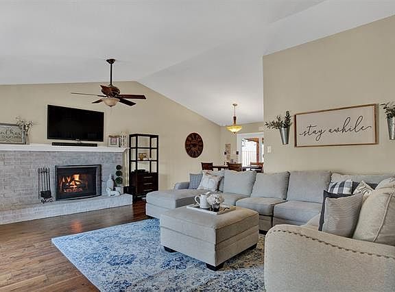 4th image of 1532 Vera Cruz Dr