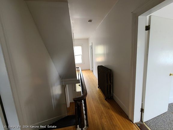 5th image of 49 S Prospect St