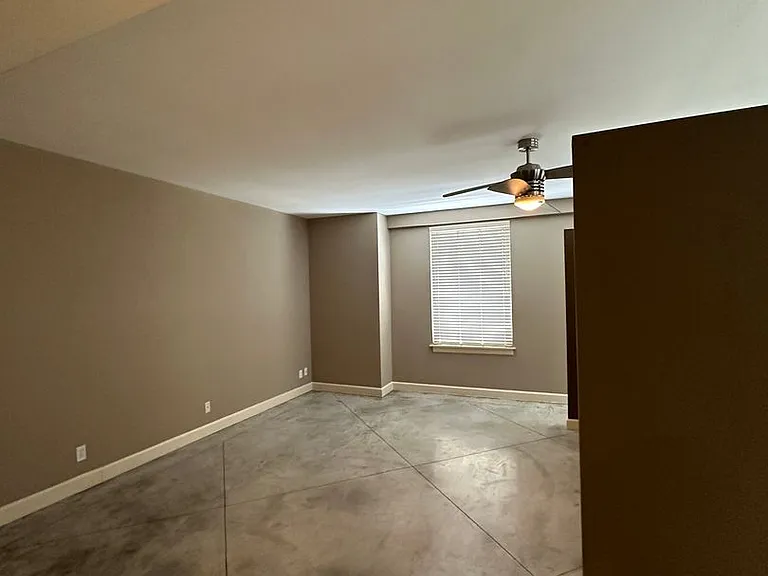 109 N Main St #702 — Photo 3