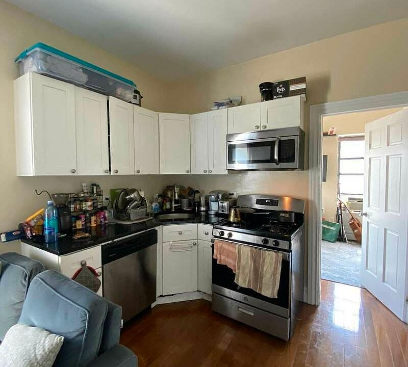1st image of 182 E 7th St APT 5N