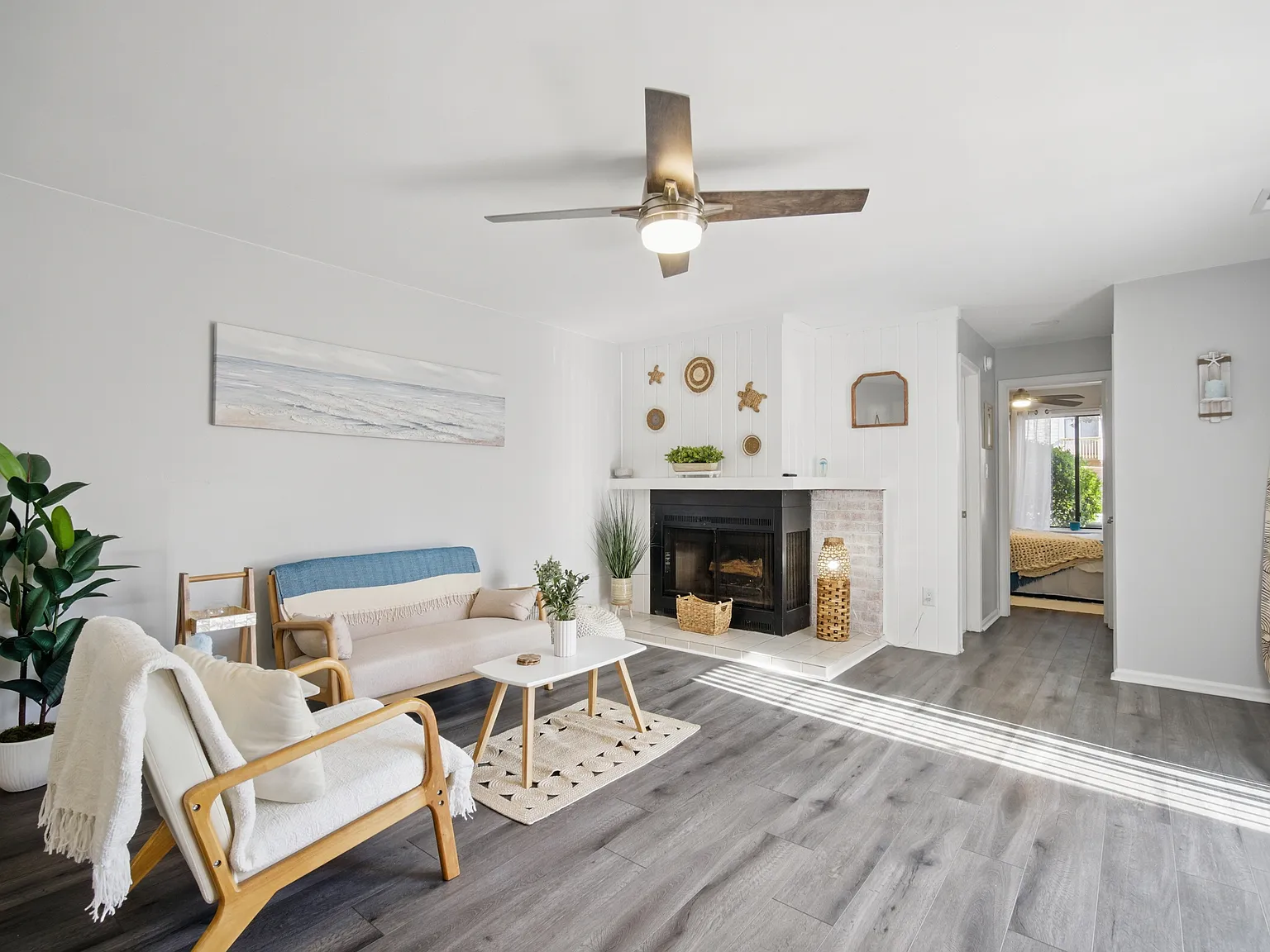 2 bed, 948 sqft, $2,150 — Photo 2