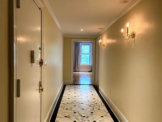 Rented by Compass | media 5