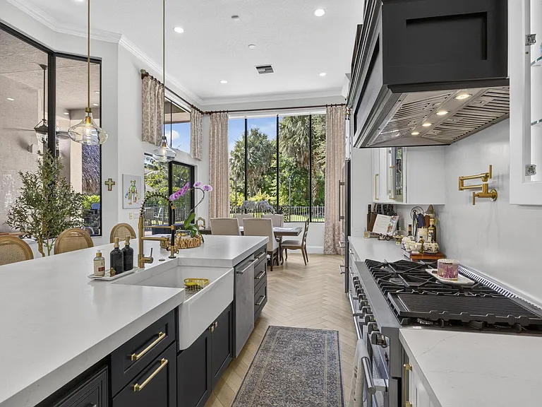 10336 Trianon Pl — Photo 15