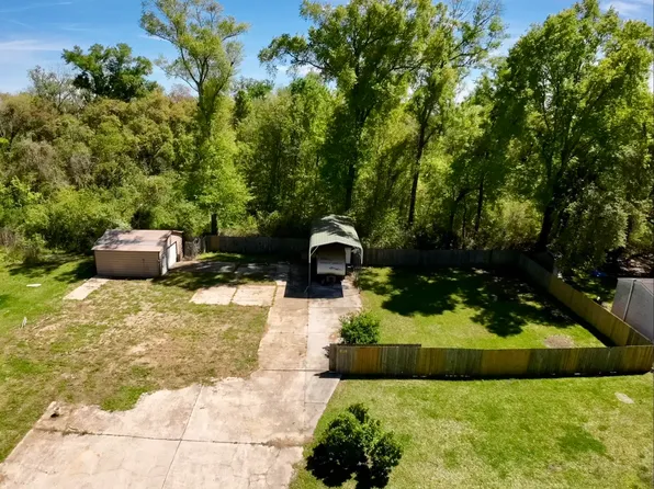 452 Daffodil St, Mount Airy, LA 70076