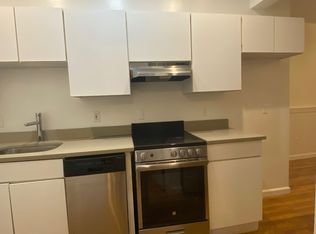 12 Cleveland Pl #3D, Boston, MA 02113