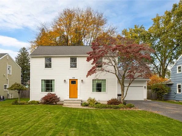 104 Glenmont Dr, Rochester, NY 14617