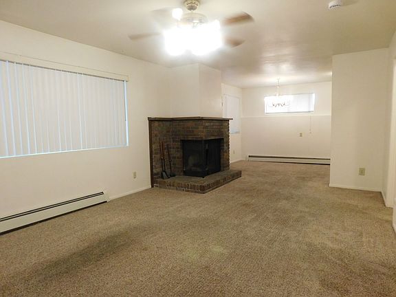 4th image of 402 Dressell Dr APT A
