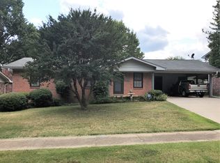 2218 Crestwood Rd, N Little Rock, AR 72116