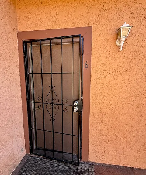 10002 San Juan St #6 — Photo 10