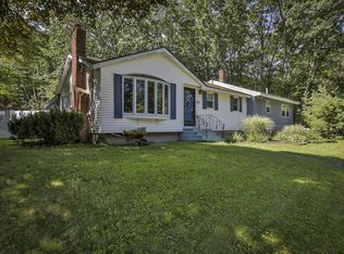 157 Center St, Groveland, MA 01834