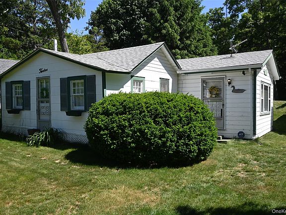 4th image of 12 Midvale Avenue