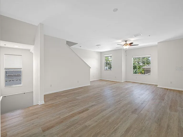 7125 102nd Ln — Photo 3