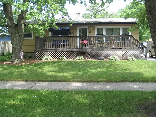 34 Arrowhead Dr photo 1