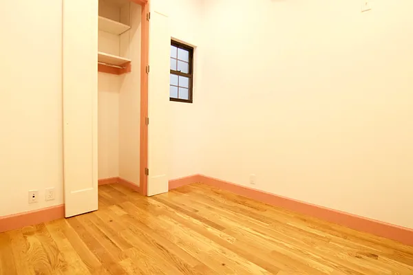 Rented by Nooklyn NYC LLC | media 64