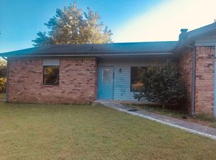 4208 Navajo Ct, Springdale, AR 72764