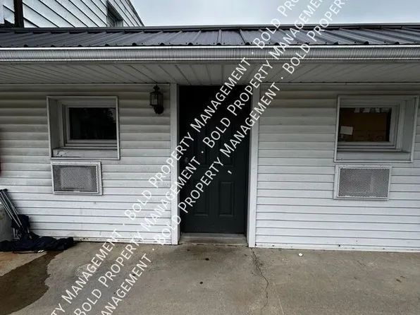 1137 W Main St #8, Annville, PA 17003