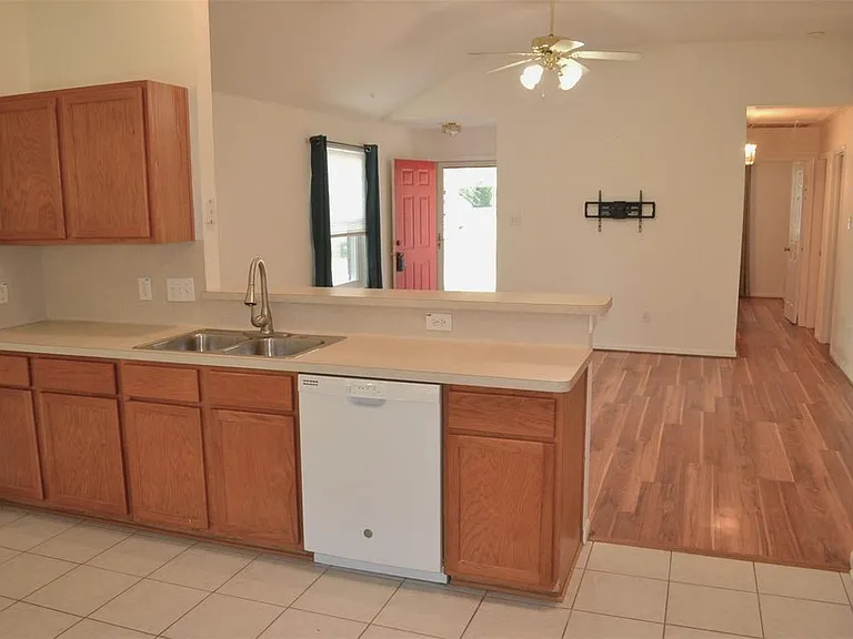 14107 Running Bear Dr — Photo 6