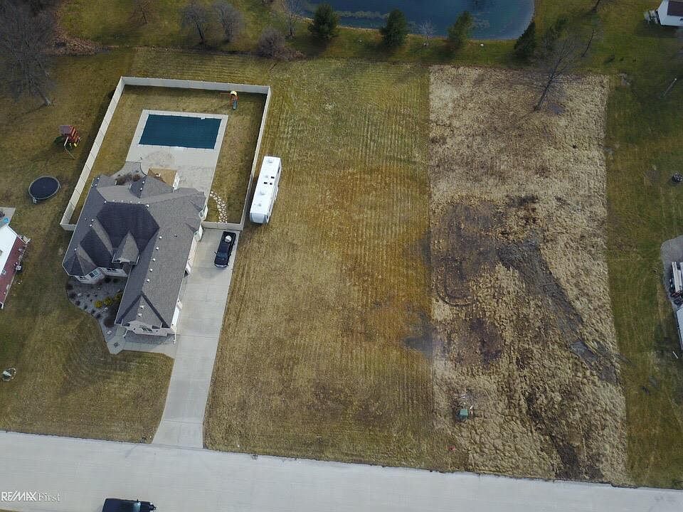 2nd image of 0 Swan Ct
