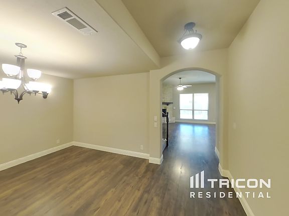 5th image of 1120 Marigold Dr