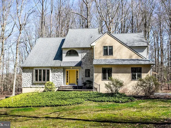 51 Carter Rd, Thornton, PA 19373