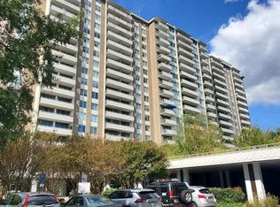 5101 River Rd APT 907, Bethesda, MD 20816