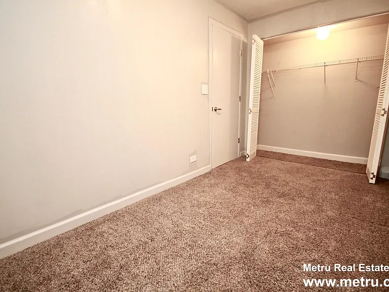 2801 W Logan Blvd #G — Photo 4
