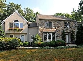 441 Rosie Ln, Hilltown, PA 19440