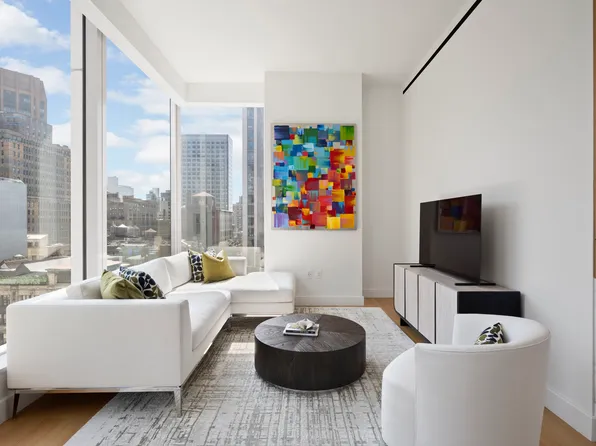 15 East 30th Street 19B image 2 of 14