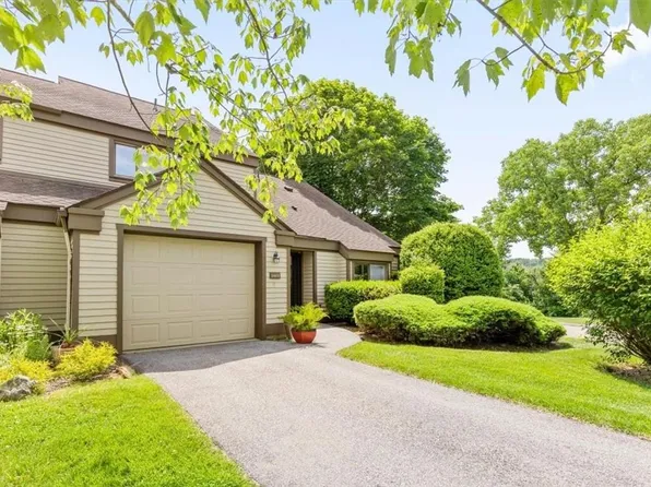 597 Heritage Hills #D, Somers, NY 10589