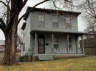 714 Court St, Burlington, IA 52601