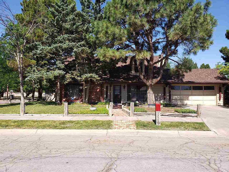 1st image of 2800 N Orchard Ave