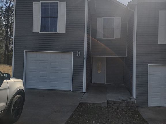 4th image of 297 Tara Ct #0