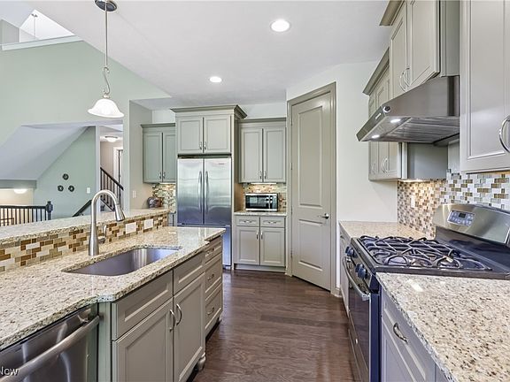 5th image of 4342 Tudor Dr