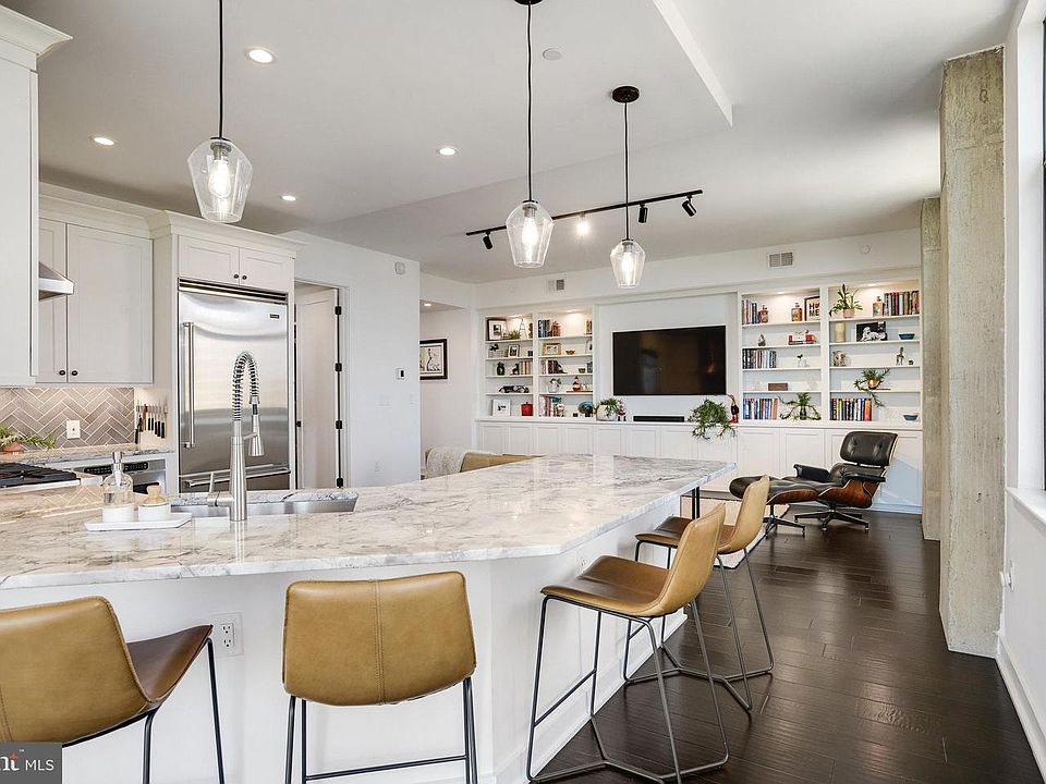 1st image of 1000 New Jersey Ave SE APT 1020