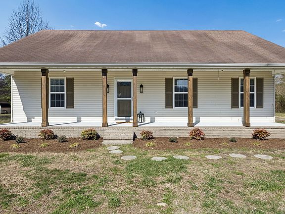 4th image of 744 Happy Valley Rd