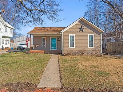 404 W Wea St, Paola, KS, 66071
