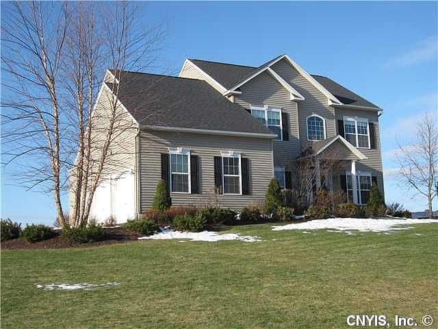 1st image of 105 Golden Eagle Dr
