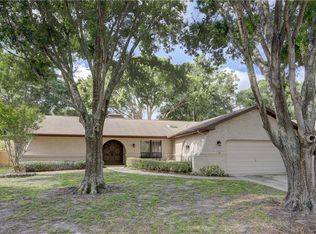 524 Walker Rd, Safety Harbor, FL 34695