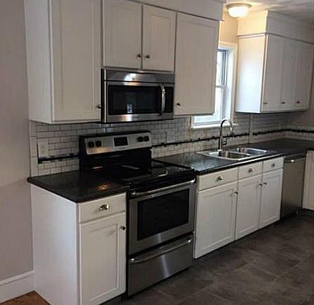 4th image of 164 Morse Ave