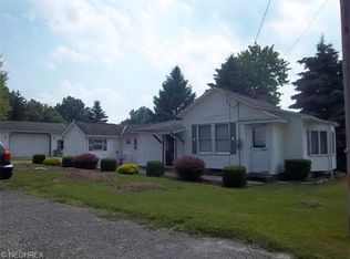 9408 Easton St, Louisville, OH 44641