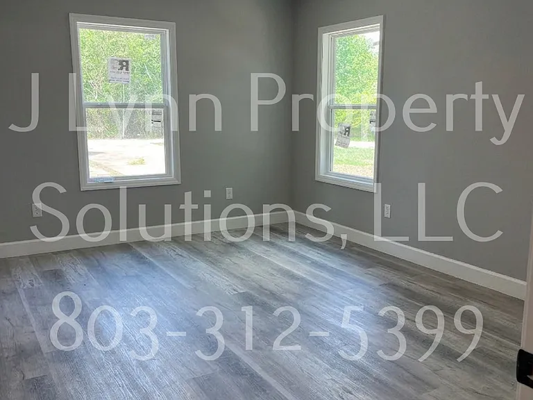 2461 Charleston Hwy — Photo 18